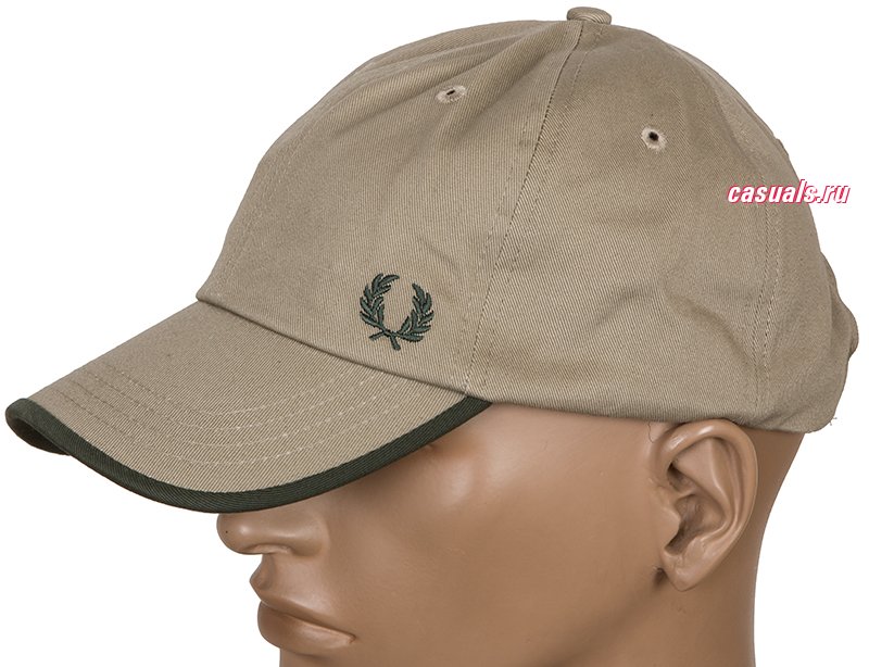 Бейсболка Fred Perry "Classic Laurel Wreath Cap" Бейсболка Fred Perry "Classic Laurel Wreath Cap"